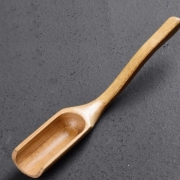肖字和德 竹制茶勺 18*2.8*2.2cm 2.3元包邮（需用券）