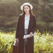 西子美丽心情 XZ18C1524 女子赫本风羊毛呢子大衣