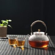 Asa room 玻璃茶具套装（锤目纹提梁壶 600ml 玻璃茶杯 两只装 ) 69元包邮（需用券）