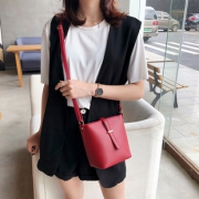 新款ins仙女出街百搭斜挎包