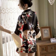 惹火猫 日系浪漫印花和服套装 三件套