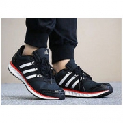 adidas 阿迪达斯 CP9642 中性款运动跑步鞋