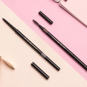 凑单品：MINISO 名创优品 极细自动眉笔 棕色 *2件