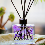 一瓶顶10瓶！永生花无火香薰精油