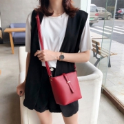 新款ins仙女出街百搭斜挎包
