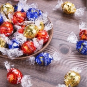 小编回购：解馋量约23颗，Lindt 瑞士莲 Lindor系列 混合装巧克力球 300g