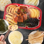 2盒自热小火锅（备注三盒发3盒）