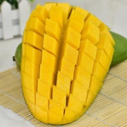 海南金煌中大果芒果带箱10斤