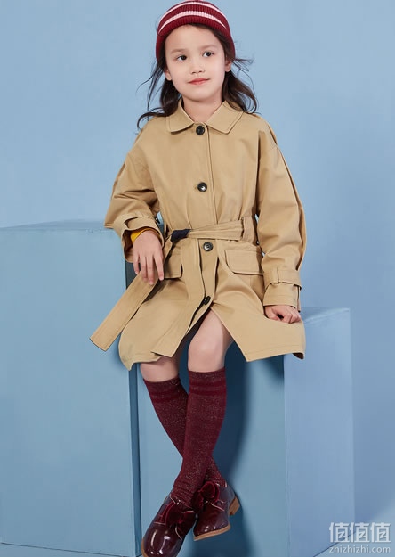 笛莎女童风衣
