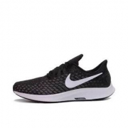 18号0点：耐克  AIR ZOOM PEGASUS 35 女子跑步鞋 942855