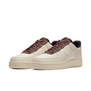 新品发售： Nike Air Force 1 '07 LV8 男子运动鞋