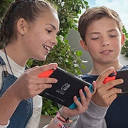 Nintendo Switch 全新续航增强版 红蓝配色