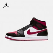 10点：耐克 AIR JORDAN 1 MID 554724 男子运动鞋