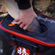 莱欧 钓鱼用 折叠装鱼桶