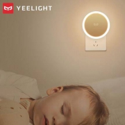 Yeelight 智能人体感应小夜灯 插电版