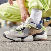 LI-NING 李宁 AGLP161 男子潮流休闲鞋 低至208.6元