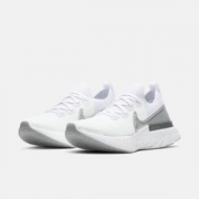 29日0点：Nike ReactInfinity CD4372 女子缓震跑步鞋