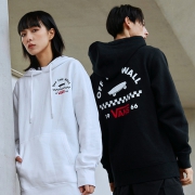24日0点：VANS 范斯 Winter Collection 男/女款连帽卫衣 143元（需用券）