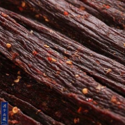 天猫 奇圣 西藏风干手撕耗牛肉 200g*4件 223.6元包邮（折55.9元/件）