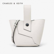 CHARLES&KEITH CK2-10270100 女士单肩水桶包