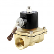 D牌 AC220V 常闭电磁阀 67.9元包邮（需用券）