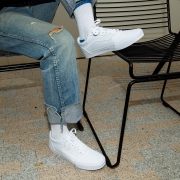 1日0点、61预告：Vans 范斯 Ward VN0A38DM7HN 男款帆布鞋 低至278.05元