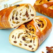 新低！坚果占比33%：帕芙琳 提子核桃吐司 500g  券后16.9元包邮（上次推荐17.9元）