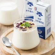 4.9分，奶中极品，1盒含钙240mg：200mlx10盒 南国乳业 水牛奶