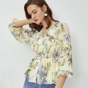 61预售：Eifini 伊芙丽 1B3921611 泡泡袖v领碎花上衣 209元（需定金30元，1日付尾款）