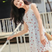 5日0点、限尺码：LRUD LRUD1504224 女士法式连衣裙 *2件 79元（合39.5元/件）