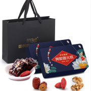 拍234件0元 拍4件 宏丰阿胶糕300g*4盒 券后￥39.9