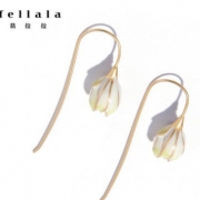 fellala 翡拉拉 FL17C10003 铃兰花耳坠 *3件 717.6元（合239.2元/件）