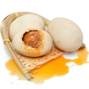 京东PLUS会员：CHIKEDE 吃可得 熟即食咸鸭蛋 65g*5枚 *4件 24.8元包邮（双重优惠）