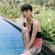 Ylsswim 昱浪舒 YLS1589 女子温泉游泳装 109元