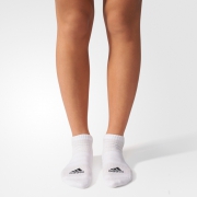 天猫 5日0点：adidas 阿迪达斯 男女训练运动袜 AA2283 *2件 18元（折合9元/件）
