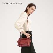 1日0点、61预告：CHARLES & KEITH CK2-80781043 女士纯色简约翅膀包 低至214.14元
