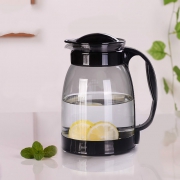 禾艾苏 玻璃冷水壶 2000ml 5色可选 过期13.8元