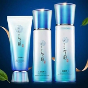 PEHCHAOLIN 百雀羚 气韵 焕白亮采晶透礼盒套装
