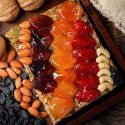 零食中的营养品：西域华腾 新疆特产纯手工切糕 300g