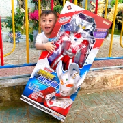 节可动，带声光：jinjiang 超大号奥特曼玩具  71cm