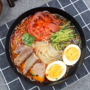拍两件送一袋辣白菜 东北大妈 韩式风味朝鲜冷面5袋 券后￥14.9