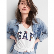 Gap 盖璞 215885 女款T恤 低至62.5元包邮（需用券）