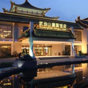 建国京伦 20店1晚通兑房券（含早餐）