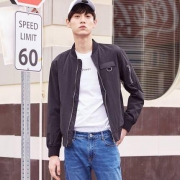 Meters bonwe 美特斯邦威 Q661011 男士棒球服夹克