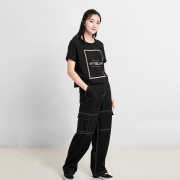 26号0点：Vans x Leila Hurst联名 VN0A4CWXBLK 女子短袖T恤