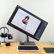 BenQ 明基 PD2720U 27英寸 IPS显示器 （3840*2160、HDR 10、雷电3）