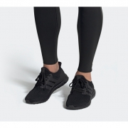 6日0点：adidas 阿迪达斯 UltraBOOST CLIMA U 男女跑步运动鞋 429元包邮（需用券）