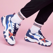 SKECHERS 斯凯奇 888003 男士休闲鞋 369元包邮（需用券）