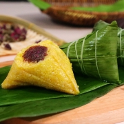 小迈同学 大黄米粽子 豆沙/八宝/蜜枣 约20个 800g*2包 19.9元（需用券）