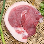 5号0点、万人团：无骨 土猪后腿肉 3斤